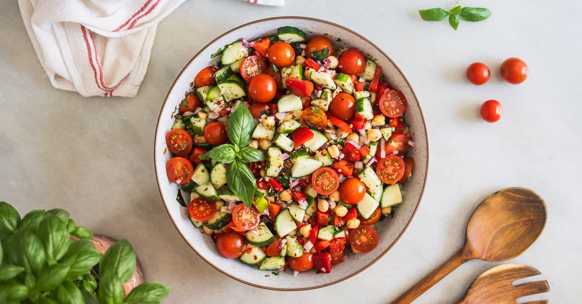 Mediterranean Chickpea Cucumber Salad