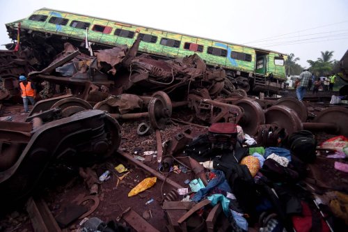 Over 280 killed in three-train crash in India; church volunteers aid over 1,000 injured in collision