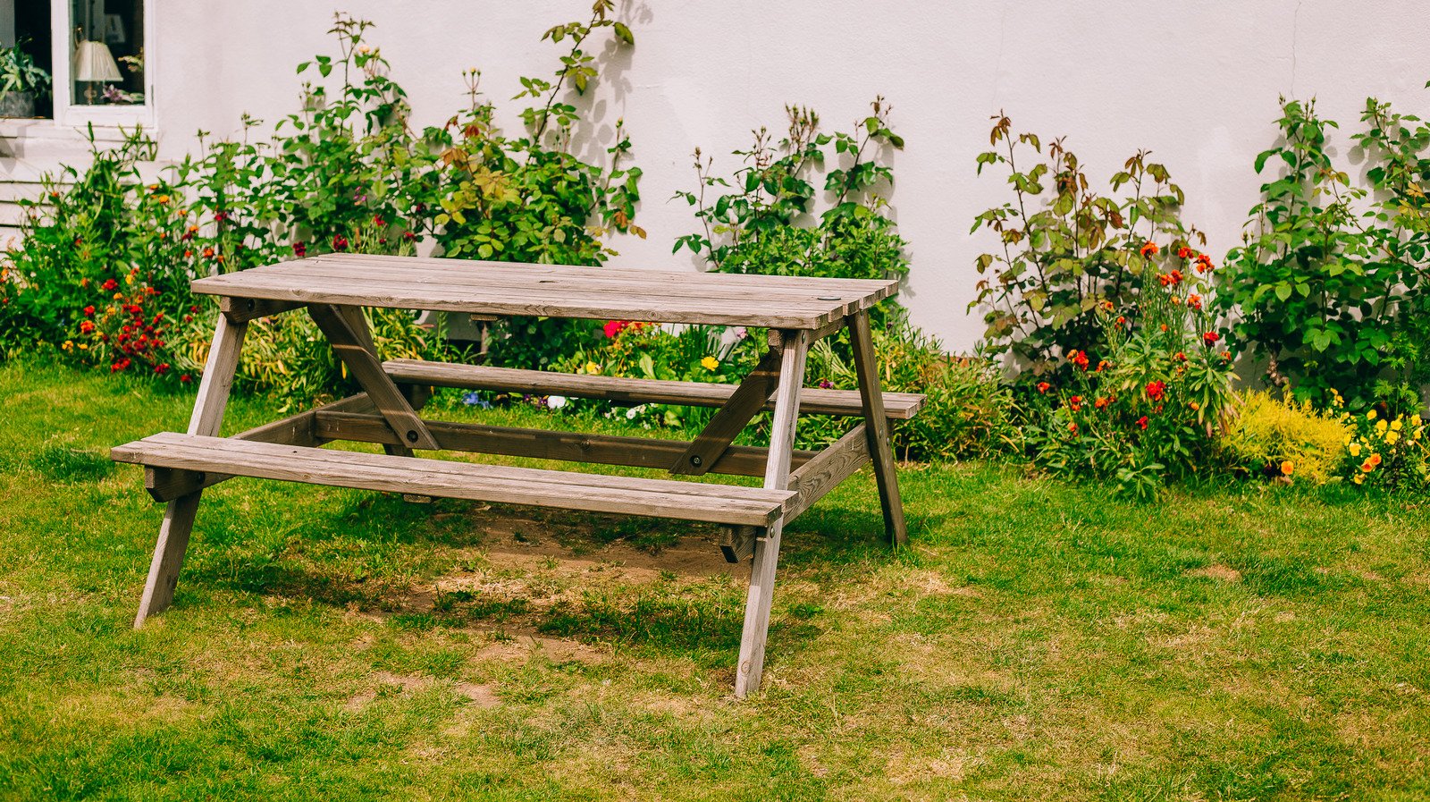 Upgrade your backyard with these low-maintenance ideas  - cover