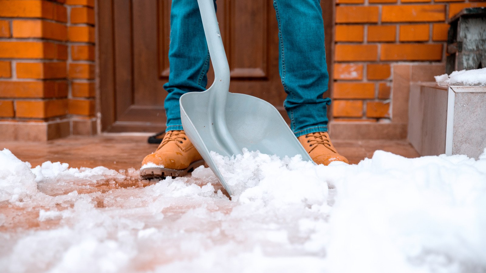Stay safe while shoveling with these tips  - cover