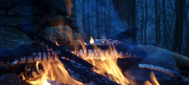 10 Tips for Starting a Fire in Bad Weather