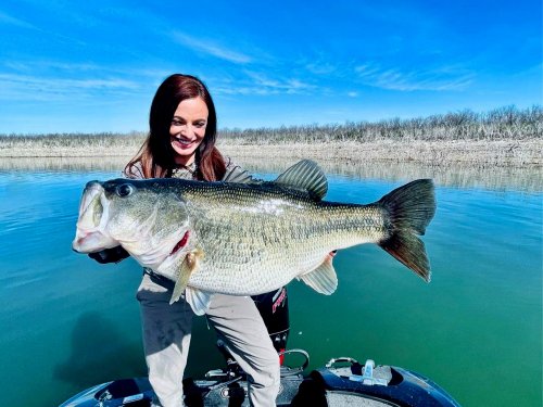 Texas Angler’s Largemouth Bass Officially a New World Record | Flipboard