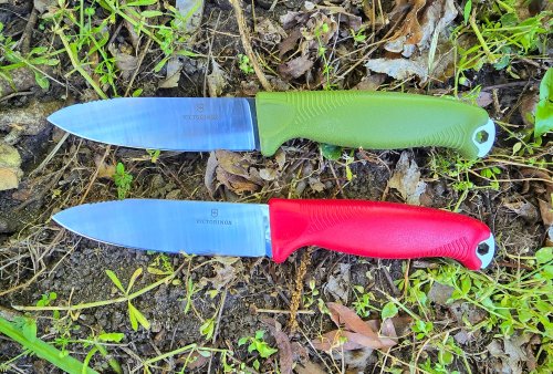 Victorinox Venture Review: A Simple, Do-It-All Bushcraft Blade for Under $100