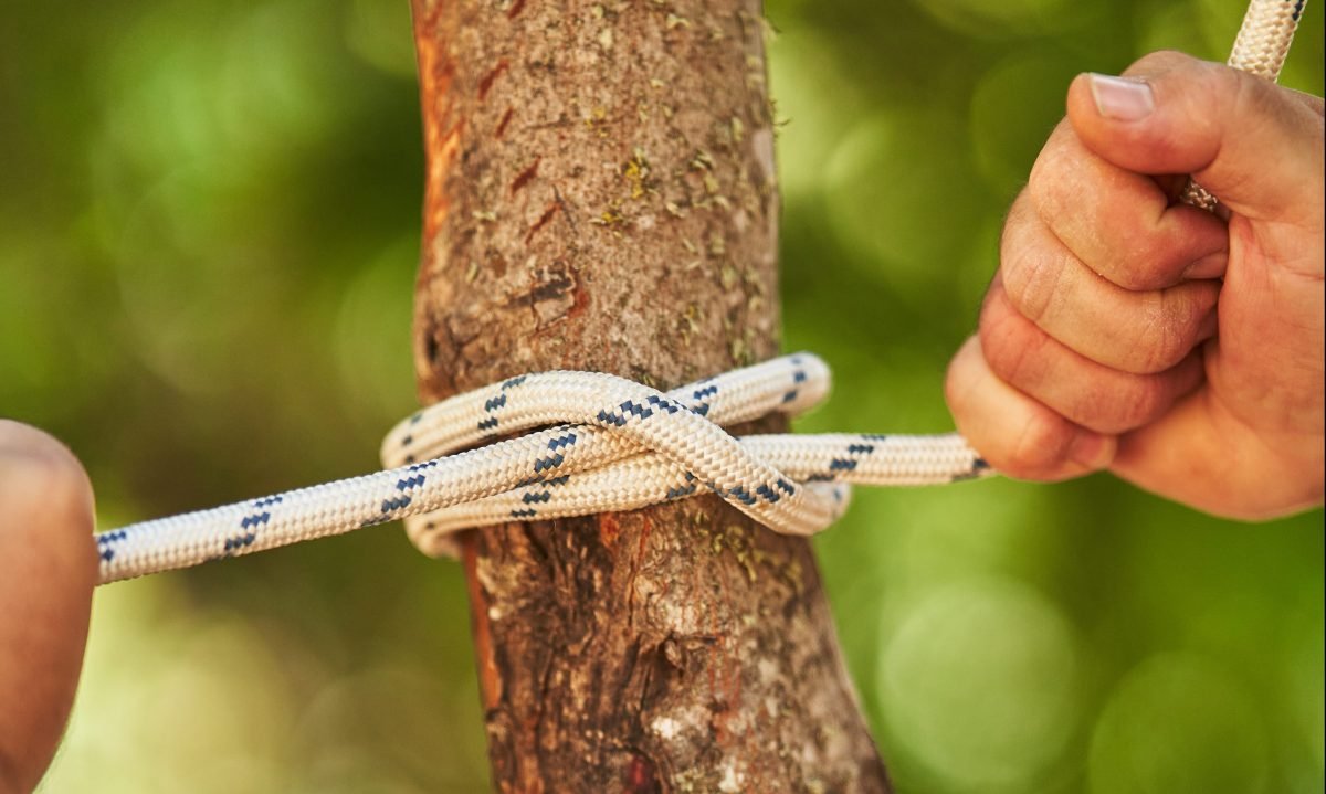 Three Essential Knots -- And Tying Tips -- From Bear Grylls