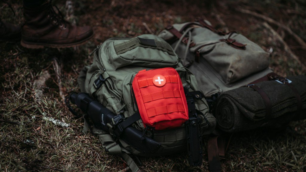 Must-Pack Essentials for Spring Hikes