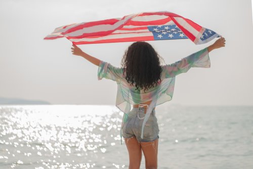 Trump Supporter Rachel Bush Dumps Out A Treasure Trove Of Content, A Tricky Lie For Justin Thomas & TX Meat