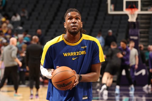 Warriors' Kevon Looney Plays Hero During Interview