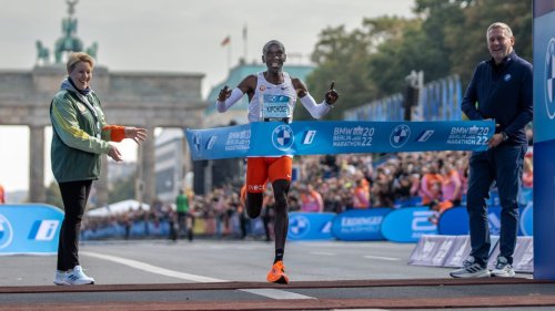 Eliud Kipchoge Shatters Marathon World Record in Berlin