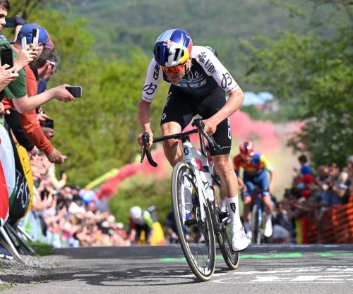 Pidcock Comes Up Short in Liège-Bastogne-Liège as Pogačar Soars Again: ‘I Didn’t Have the Gas’