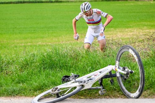 Strade Bianche Crash Left Pogačar with ‘Dozens and Dozens’ of Thorns, Focus Turns to Milan-San Remo