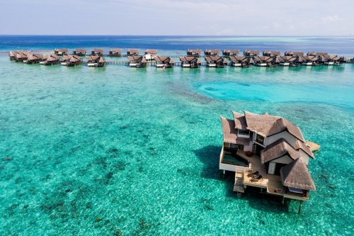 Top 13 Overwater Bungalows in the Maldives for an Unforgettable Escape