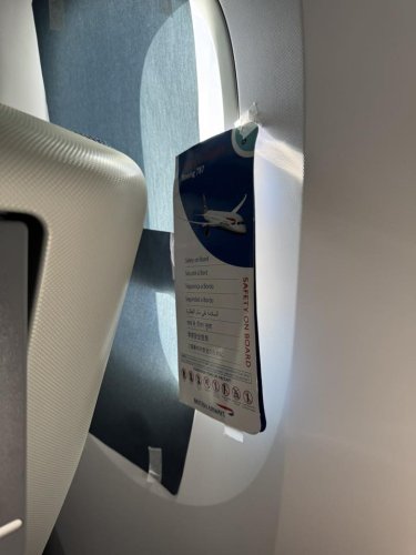 British Airways Passengers Endure 14-Hour Flight With Sunshine Blazing Through Windows After Dreamliner Malfunction