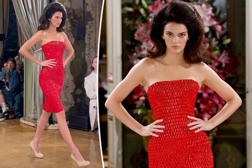 Fans blast Kendall Jenner’s walk at Schiaparelli show: ‘How a door would move if it had legs’