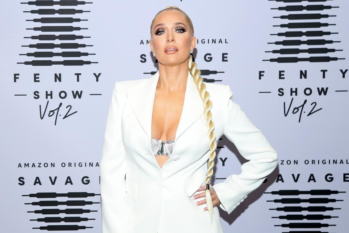 Fans troll Erika Jayne for lingerie photo amid embezzlement allegations