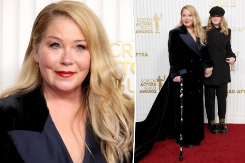 Christina Applegate Attends Sag Awards 2023 As ‘last Awards Show Amid Ms Battle Flipboard 6330