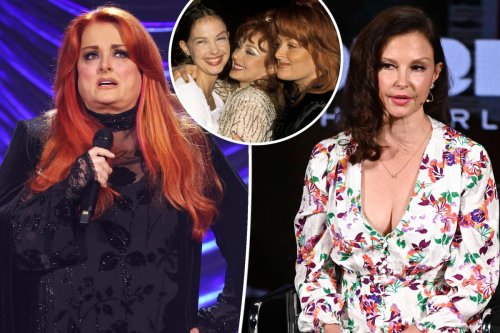Wynonna and Ashley Judd left out of mom Naomi’s will