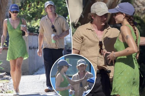 Jeremy Allen White And New Flame Ashley Moore Smoke Cigarettes On Lunch Date After La Makeout