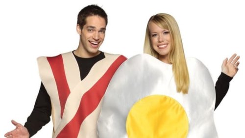 17 Funny Couples Halloween Costume Ideas—Including Bacon and Egg, Where's Waldo and More
