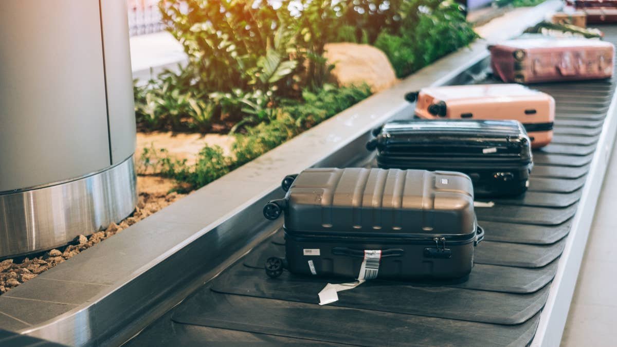 Hard-Shell or Soft-Sided Luggage? Professional Travelers Say There’s a Clear Winner