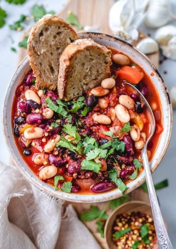 The Best 3-Bean Vegan Chili You'll Ever Try Can Be On the Table in 40 Minutes
