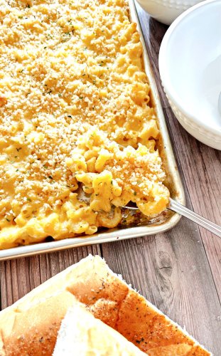 The Best Mac and Cheese of Your Life Starts With a Sheet Pan