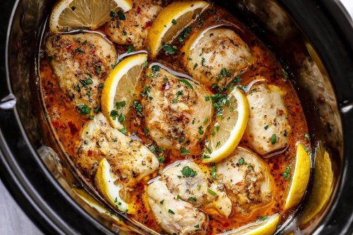 35 Low-Carb Crock Pot Chicken Recipes You'll Love for Easy Dinners In Between Holidays