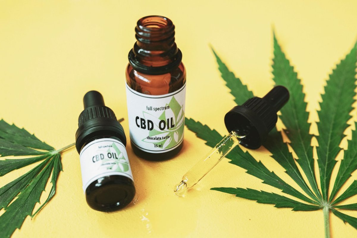 CBD Might Help With Weight Loss—Here's Exactly How to Use It to Help Shed those Unwanted Pounds
