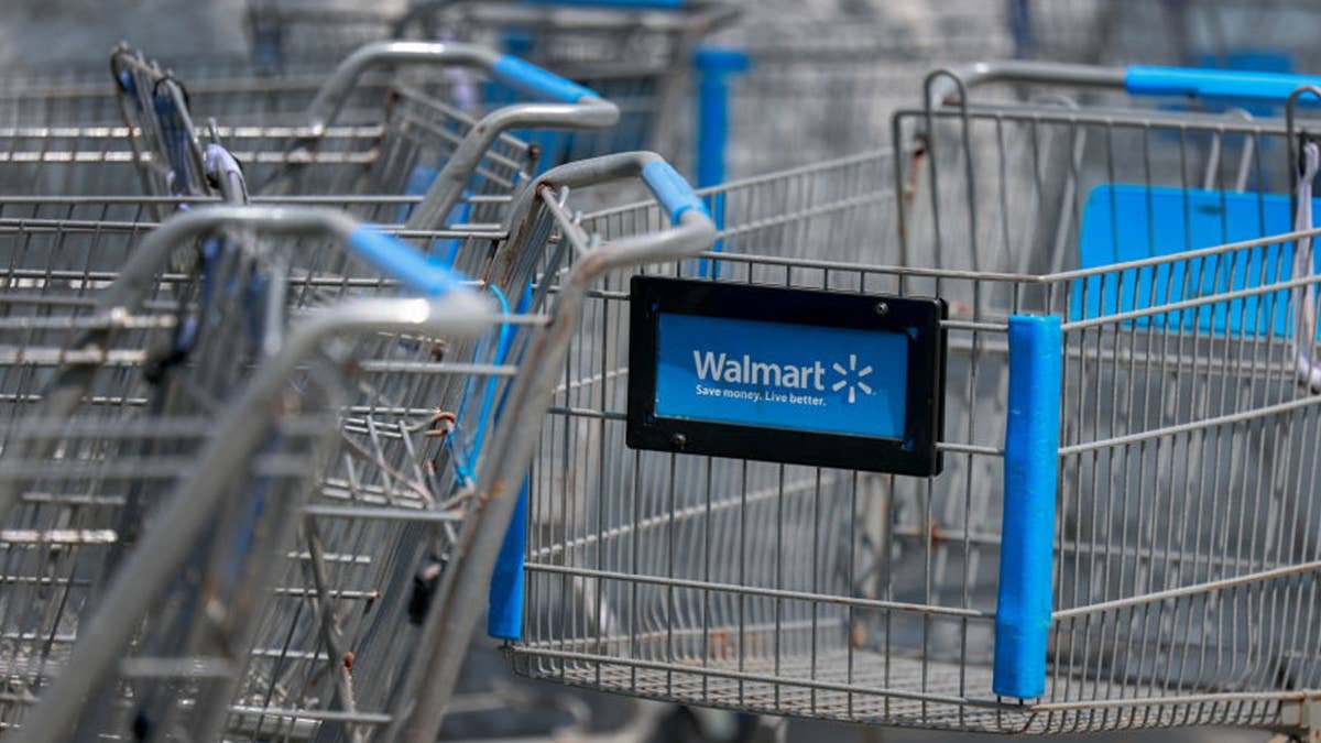 Walmart Has a 'Beautiful' $499 3-Piece Patio Set on Sale for $190