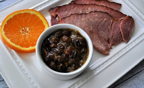 Orange Raisin Sauce is the Condiment Your Holiday Ham Has Been Missing