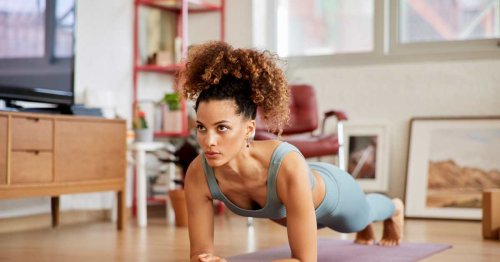Exactly How Many Times a Week To Do Planks To Strengthen Your Core, According to Physical Therapists