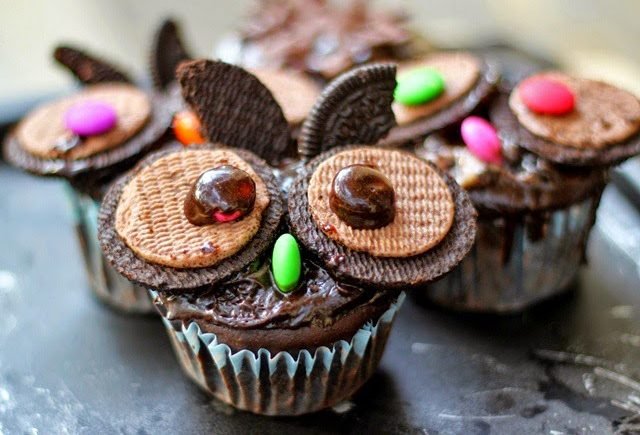 30 Last-Minute Halloween Treats for Kids That Are *Scary* Easy
