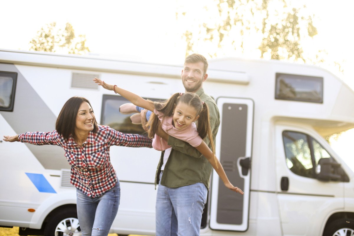 Thinking About Hitting the Road on an RV Road Trip? Read This Guide First!