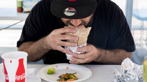 ’90s Chipotle Rival Known for Free Guac Planning Over 100 New Locations