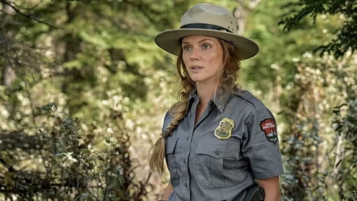 Tracy Spiridakos Reveals How She Really Felt Returning to ‘Chicago P.D.’ as Haley Upton (Exclusive)