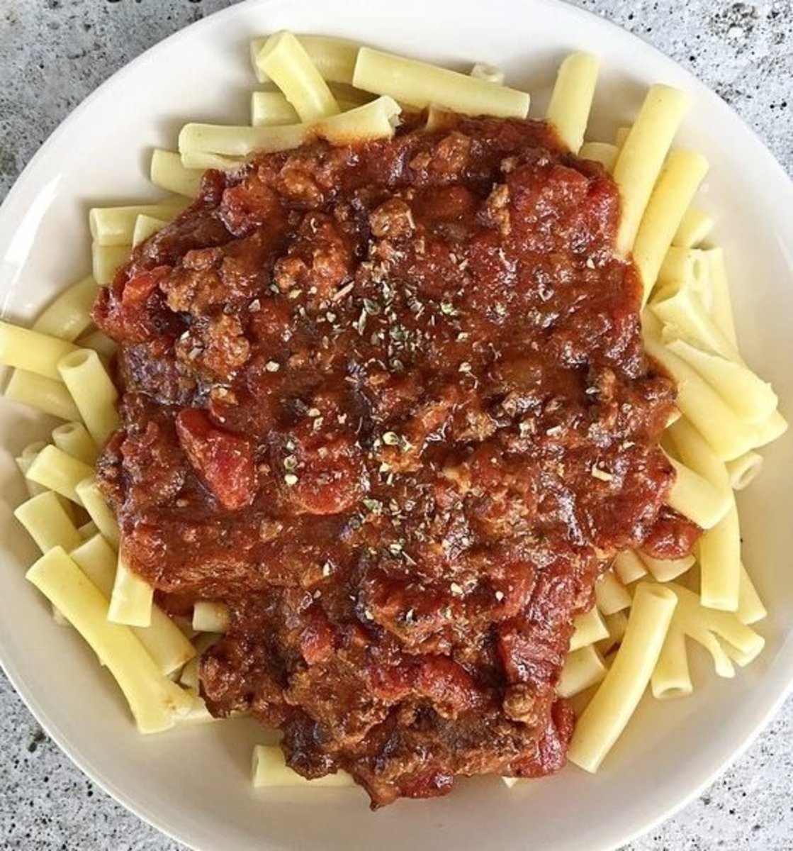 Never Buy Canned Sauce Again With This #1 Slow Cooker Meat Sauce Recipe