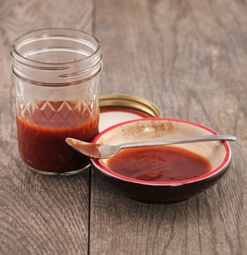 You Need This Vinegar-Based Homemade BBQ Sauce Recipe for 4th of July and Beyond