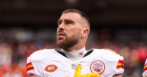 Fans Can’t Get Enough of Travis Kelce Calling in a Dinner Order to His Mother During Chiefs Game