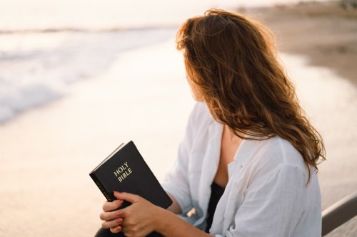 Calm Your Mind and Find Peace With These 25 Bible Verses About Stress