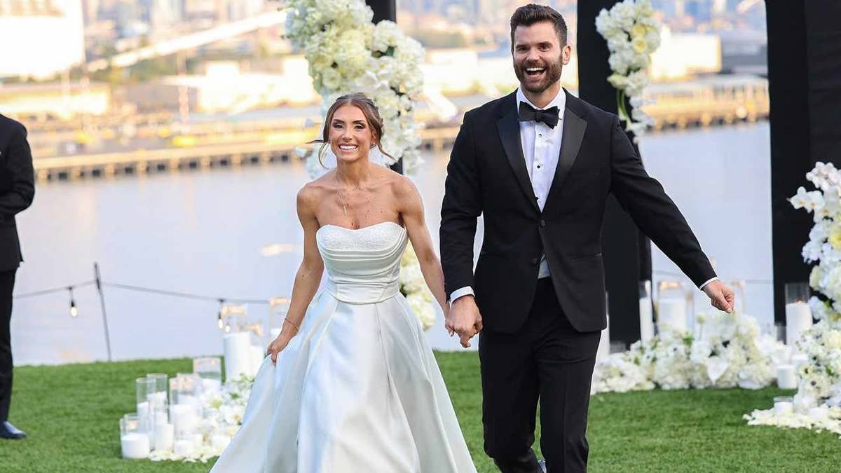 ‘Married at First Sight’ Season 20 Drops on Peacock With Massive Casting and Expert Shake-ups