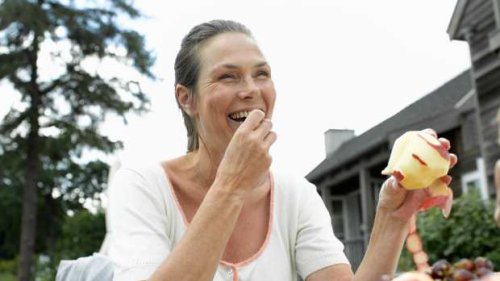 Eating More of This Fruit May Help Prevent Memory Loss as You Age