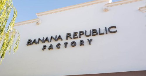 Banana Republic Factory Is Selling a Chic $120 Poplin Dress for Just $39, and It's Perfect for the Summer Heat