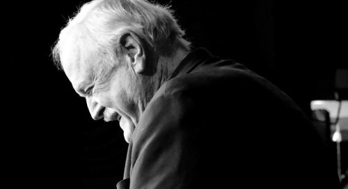 Comedy Icon, 85, Makes Heartbreaking Admissions in Raw Interview