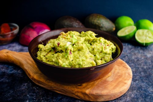 You'll Definitely Want to Steal this Shockingly Simple Trick for Keeping Guacamole Green