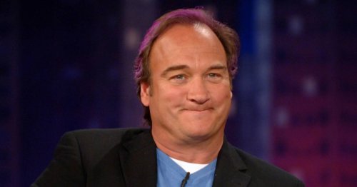 Jim Belushi Is Unrecognizable at Recent Red Carpet Appearance