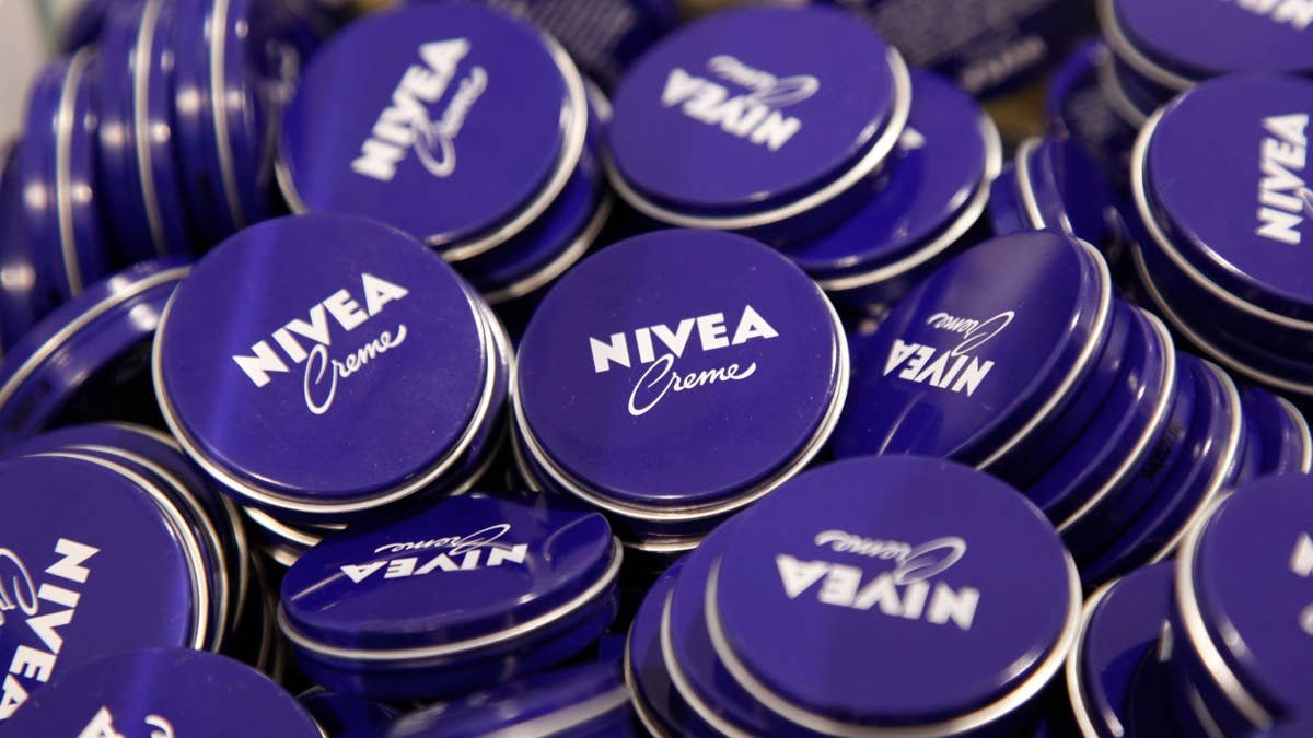 Does Nivea Creme Actually Reduce Wrinkles? We Asked Skincare Experts To Find Out