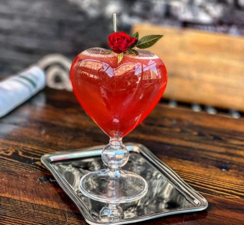 15 Romantic Cocktails To Impress Your Valentine This Year