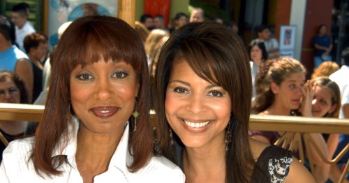 &rsquo;70s Actress, Who Became a Singer for an Iconic Band, Turns 75