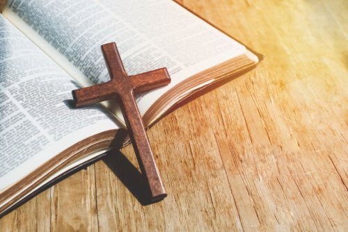 40 Christian Quotes To Encourage and Guide You on Your Daily Walk