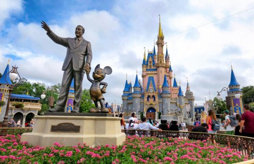 Beloved Disney Restaurant Closes Doors Forever: 'This Broke My Heart'