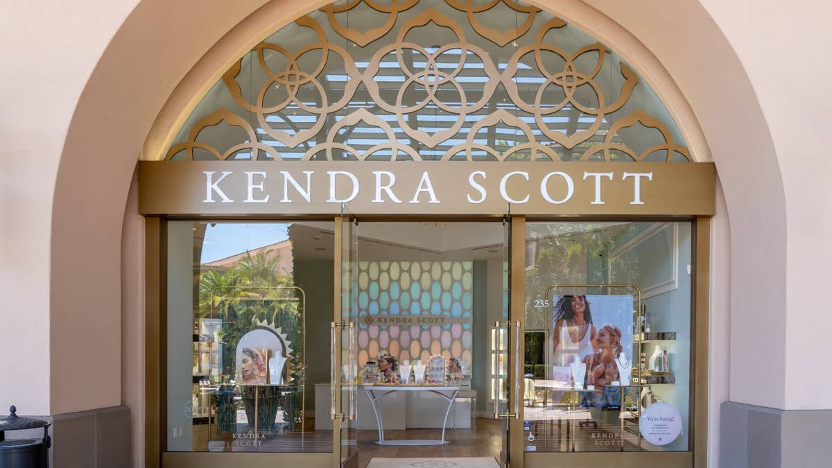 Kendra Scott’s Dainty Pumpkin Necklace Is a Festive Finishing Touch for Fall Outfits, and It’s Under $35